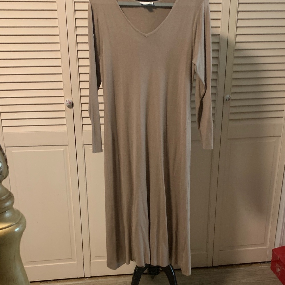 Elegant Tan V-Neck Maxi Dress by Whisper Knit Louis Dell. D1